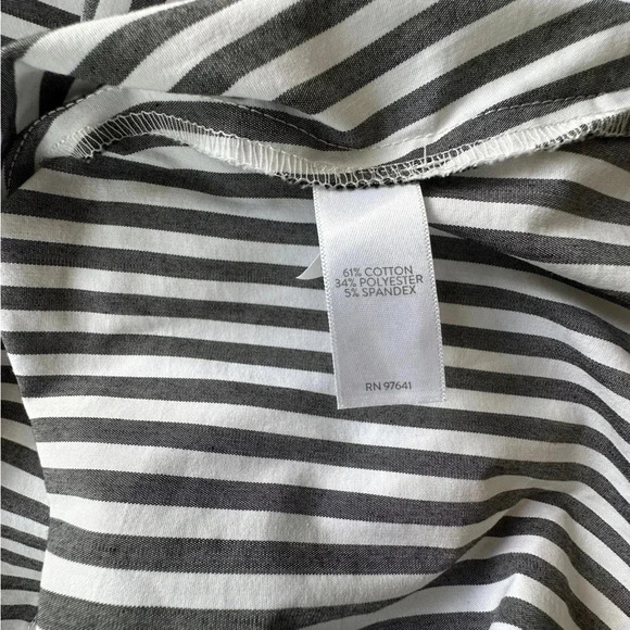 J Jill | NWOT | SLEEVELESS BUTTON FRONT GREY STRIPE TOP | SIZE: PETITE SMALL - Picture 7 of 8